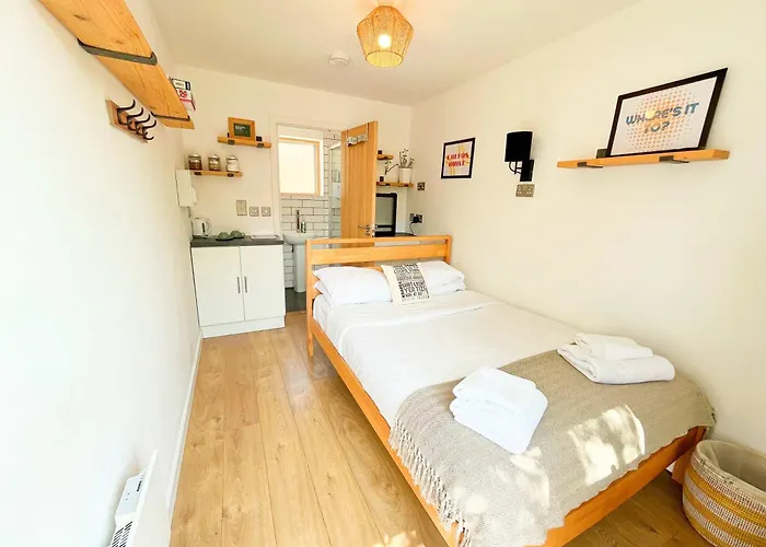 Carmen Ecopod Treehouse In The Centre Casa vacanze Bristol