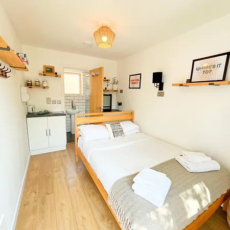 Carmen Ecopod Treehouse In The Centre Vakantiehuis Bristol