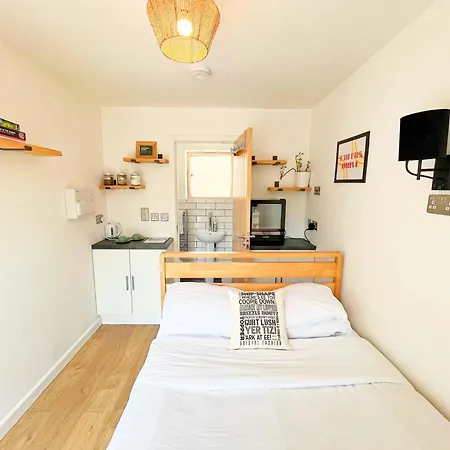 Carmen Ecopod Treehouse In The Centre