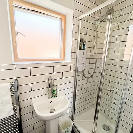 Carmen Ecopod Treehouse In The Centre